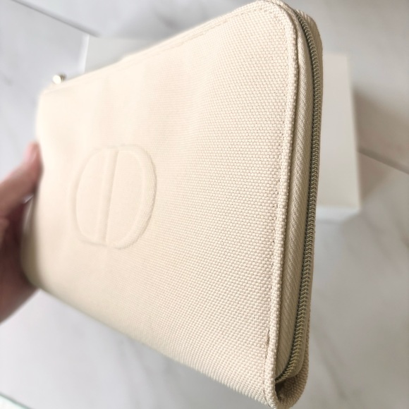 DIOR Beige Cosmetic Pouch Clutch Makeup Bag Case Embossed Logo New - Picture 6 of 17